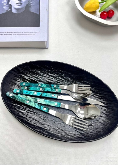 Set Of 10 Modern Elegant Terra Flatware